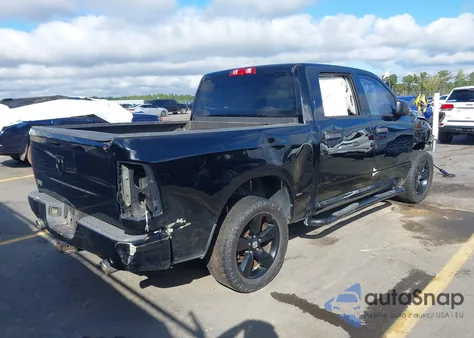 2014 Ram 1500 Express z USA, uszkodzony, nr VIN 3C6RR7KTXEG251115